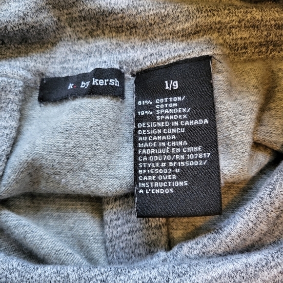 Gray A-Line Mini Skirt with Pleated and Ribbed Details - Picture 2 of 9